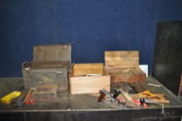 A WOODEN BOX, A DRAWER AND AN AMMO BOX CONTAINING CARPENTRY TOOLS including a Stanley No.4 plane,