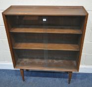 RICHARD HORNBY FOR FYNE LADYE, A MID-CENTURY TEAK BOOKCASE, with double glass sliding doors,