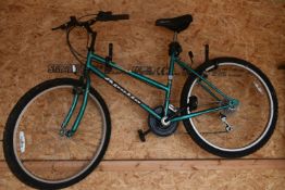 AN APOLLO IMPACT GREEN UNISEX BIKE, with an 18 frame