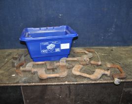 A TRAY CONTAINING VINTAGE WOODEN CARPENTRY TOOLS including hand braces, draw knives, spokeshaves,