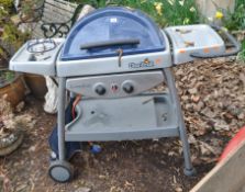 A CHAR-BROIL GARDEN CHEF BARBECUE, with under shelf, side burner and domed lid, width 128cm