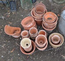 A COLLECTION OF VINTAGE TERRACOTTA PLANT POTS, of varying designs, sizes and condition (20+)