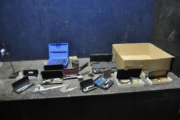 A TRAY CONTAINING ENGINEERS MARKING AND TEST EQUIPMENT, including a marking stand with an Oxford