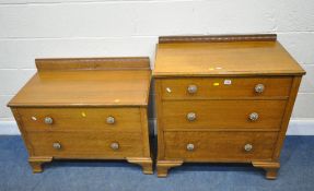 A 20TH CENTURY OAK CHEST OF THREE DRAWERS, raised on bracket feet, width 79cm x depth 42cm x