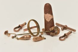 A SMALL BAG OF JEWELLERY, to include two rose metal lobster clasps, both stamped 9ct, a rose metal