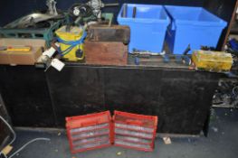 FIVE TRAYS CONTAINING VINTAGE TOOLS AND AUTOPARTS including a Record pipe cutter, a set of six