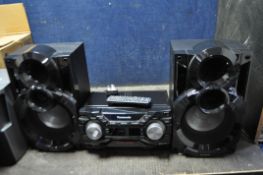 A PANASONIC SA-AKX400 HI FI with matching speakers and remote (PAT pass and working) (4)