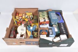 A COLLECTION OF BOXED AND UNBOXED DIECAST MODEL VEHICLES, to include 29 boxed models or various