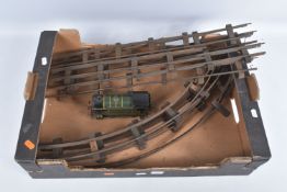 AN UNBOXED HORNBY O GAUGE CLOCKWORK No.1 SPECIAL 0-4-0 TANK LOCOMOTIVE, No.5500, G.W.R. lined