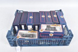 A QUANTITY OF ASSORTED BOXED BACHMANN OO GAUGE FREIGHT ROLLING STOCK, to include 24T Ore Wagon 'B.