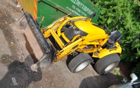 A 2008 JCB 327 HST COMPACT TRACTOR (SPARES OR REPAIRS) with full width bucket, 1500m rm mid-