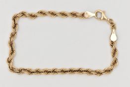 A 9CT GOLD CHAIN BRACELET, a yellow gold chain bracelet fitted with a lobster clasp, approximate