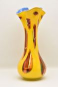 A DARIUS ZARRIN MID-CENTURY ART GLASS VASE with a bulbous base and a fluted tapering rim, a cased