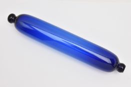 A 19TH CENTURY BRISTOL BLUE GLASS ROLLING PIN, length 35cm (1) (Condition Report: appears in good