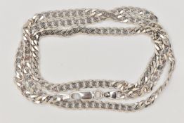 A 9CT WHITE GOLD CURB LINK CHAIN, fitted with a lobster clasp, hallmarked 9ct Birmingham, length