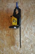 A McCULLOCH MH555 P PETROL HEDGE TRIMMER, condition report: engine pulls freely but hasn’t started