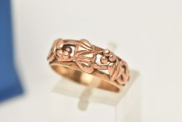A BOXED 9CT ROSE GOLD 'CLOGAU' RING, open work leaf and berry design, hallmarked 9ct Sheffield, ring