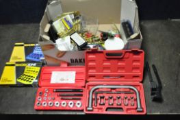 A SELECTION OF PLUMBING ACCESSORIES, to include Katsu 10 piece valve spring compressor tool kit set,