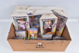 A COLLECTION OF BOXED DISNEY RELATED COLLECTABLES AND FIGURES, to include a Bikin Walt Disney 11 1/2