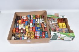 A QUANTITY OF UNBOXED AND ASSORTED PLAYWORN MATCHBOX 1-75 SERIES AND SIMILAR DIECAST VEHICLES,