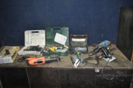 A COLLECTION OF POWER TOOLS including a Bosch GST60PBE jigsaw in case, a Von Haus reciprocating saw,