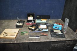 A COLLECTION OF ENGINEERS TEST EQUIPMENT including Moore and Wright micrometers, depth, height and