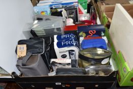 TWO BOXES OF BOXED TOILETRIES, FRAGRANCES AND OTHER GIFT SETS, mainly men's sets, to include