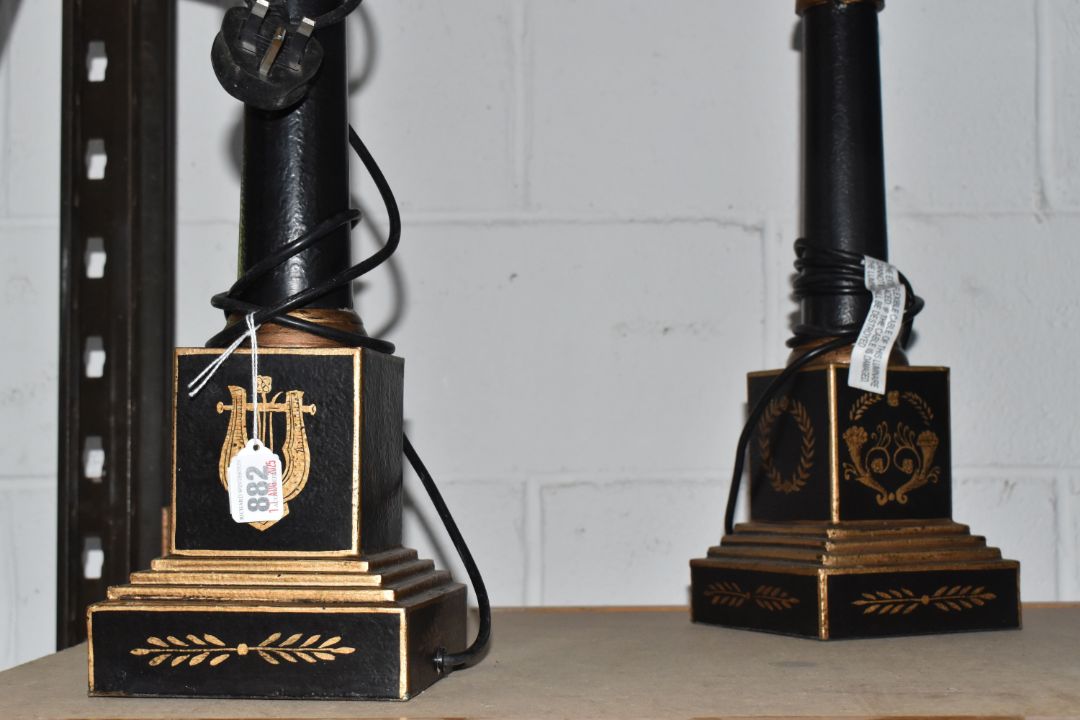 A PAIR OF COACH HOUSE EMPIRE-STYLE TABLE LAMPS decorated with gilt neo-classical motifs to include - Image 4 of 8