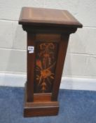 AN EDWARDIAN MAHOGANY AND CROSS BANDED PEDESTAL, with marquetry inlay, 30cm x height 74cm, condition