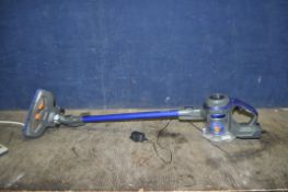 A BELDRAY 29.6V CORDLESS VACUUM CLEANER with power supply (PAT pass and working but battery