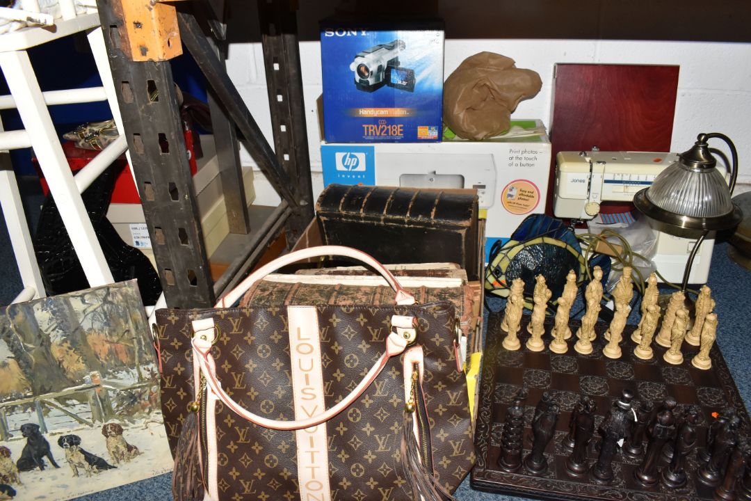 ONE BOX AND LOOSE MISCELLANEOUS ITEMS to include a large chessboard with Chinese resin style - Image 1 of 7
