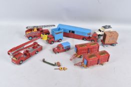 A QUANTITY OF UNBOXED ASSORTED PLAYWORN CORGI MAJOR TOYS CHIPPERFIELDS CIRCUS VEHICLES, to include