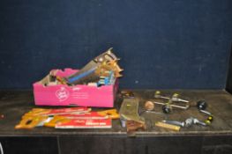 A TRAY CONTAINING CARPENTRY TOOLS, including numerous saws, mostly Spear and Jackson, including a