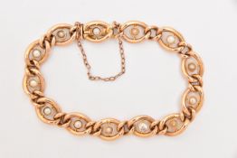 A PEARL AND DIAMOND BRACELET, a yellow metal mariner curb chain collet set with split pearls and a