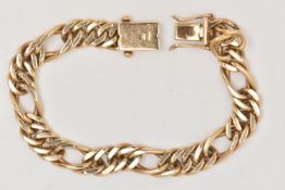 A 9CT GOLD FIGARO CHAIN BRACELET, solid links, fitted with a push piece integrated clasp and two