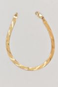 A YELLOW METAL FLAT ARTICULATED BRACELET, textured design, fitted with a lobster clasp, stamped