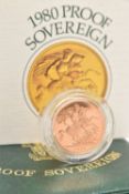 A CASED 1980 GOLD PROOF SOVEREIGN COIN WITH CERTIFICATE OF AUTHENTICITY 7.9g, 22mm, 9.16.7 gold
