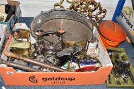 ONE BOX AND LOOSE METALWARE to include two garden weeders, horse brasses, two plated trays, a