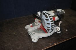 A PERFORMANCE POWER 210mm COMPOUND MITRE SAW (PAT pass and working)