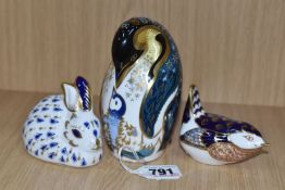 THREE ROYAL CROWN DERBY PAPERWEIGHTS, comprising Penguin and Chick, with pale gold stopper,