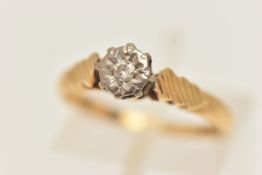 AN 18CT GOLD SINGLE STONE DIAMOND RING, illusion set with a small round brilliant cut diamond set in