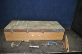 A BESPOKE PLYWOOD CARPENTERS TOOLBOX CONTAINING TOOLS including a Record 3 G clamp, a Chapman Brace,