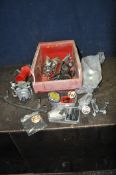 A TRAY CONTAINING MG VINTAGE CAR PARTS including a Stromberg CD carburettor, various MG badges and