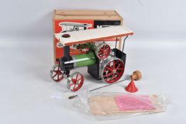 A BOXED MAMOD LIVE STEAM TRACTION ENGINE, No.TE1, not tested, appears complete and in good