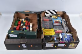 A COLLECTION OF BOXED AND UNBOXED ASSORTED VINTAGE DIECAST MODEL VEHICLES, a few of the unboxed