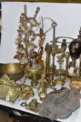 A GROUP OF BRASSWARE, to include an ornate intricately patterned cast brass desk set, featuring
