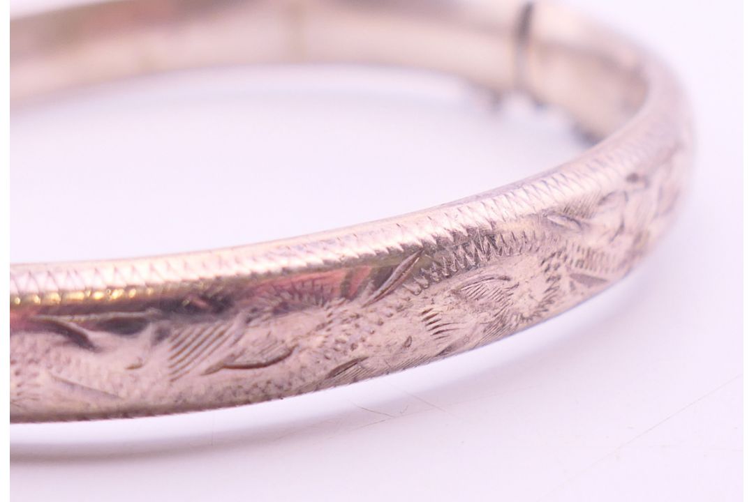 A quantity of 925 silver jewellery, to include a bangle, a multi-stone bracelet, two rings, - Image 3 of 23