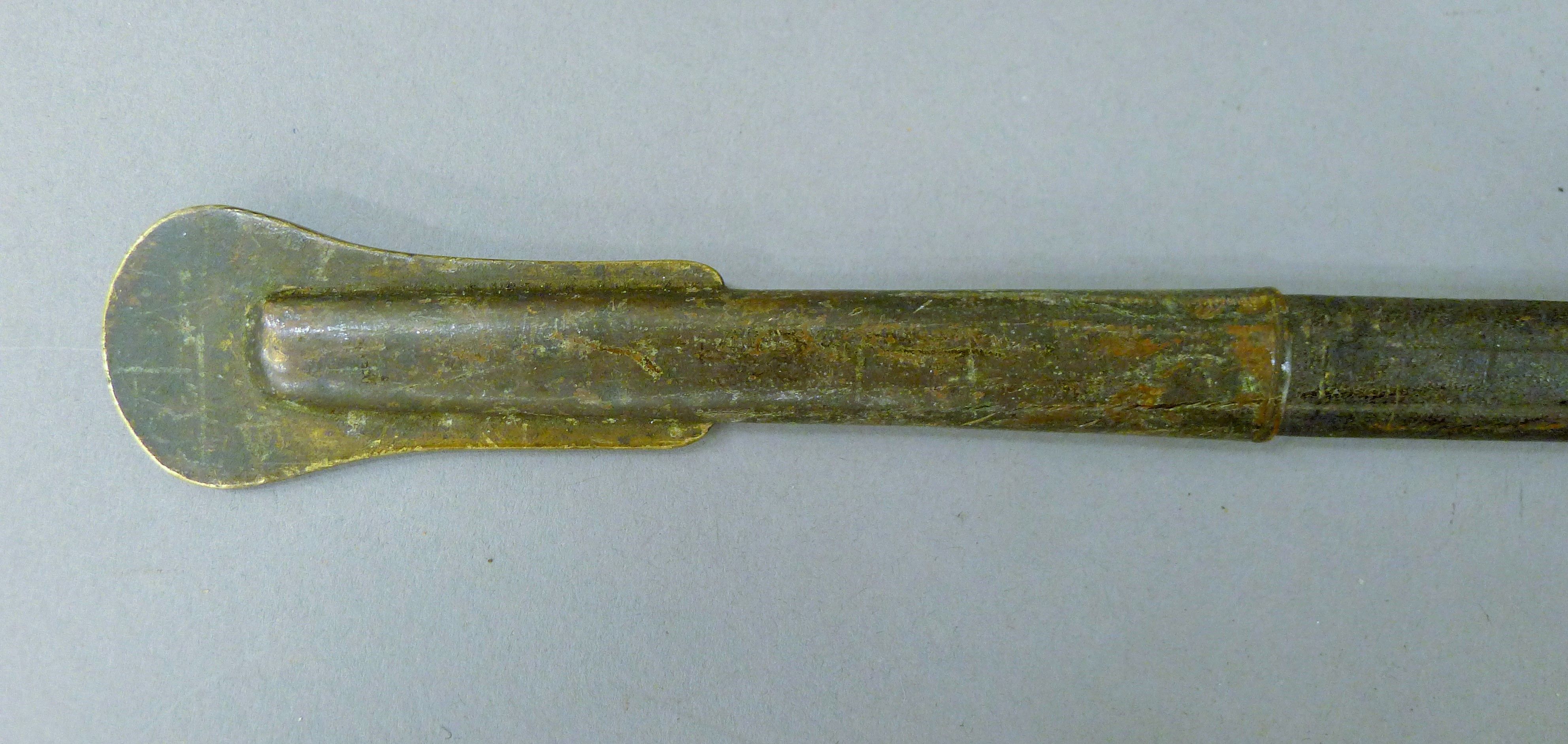 A 19th century French Naval officer's sword in scabbard. 94 cm long. - Image 5 of 5