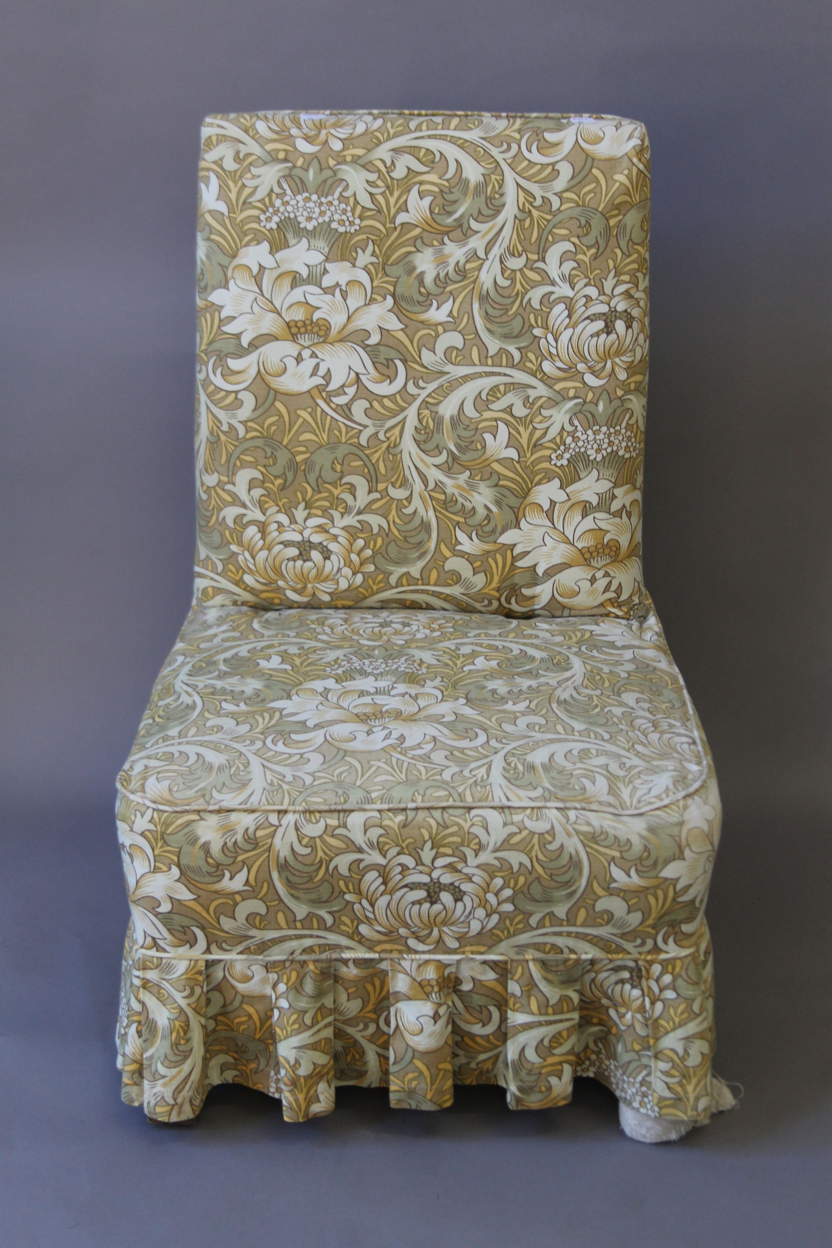 An Edwardian tub arm chair, a nursing chair and a folding chair. The former 51 cm wide. - Image 2 of 13