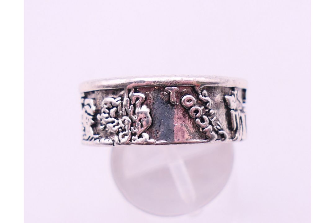 A quantity of 925 silver jewellery, to include a bangle, a multi-stone bracelet, two rings, - Image 9 of 23
